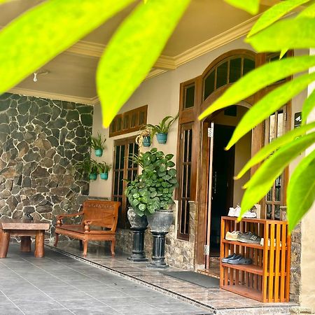 Good Feeling Ijen Banyuwangi Hostel Banyuwangi  Εξωτερικό φωτογραφία